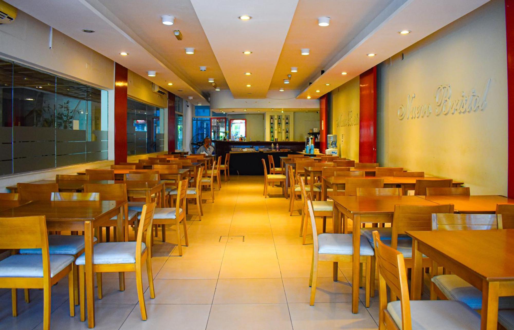 Nuevo Hotel Bristol ซานติอาโก เดล เอสเตโร ภายนอก รูปภาพ