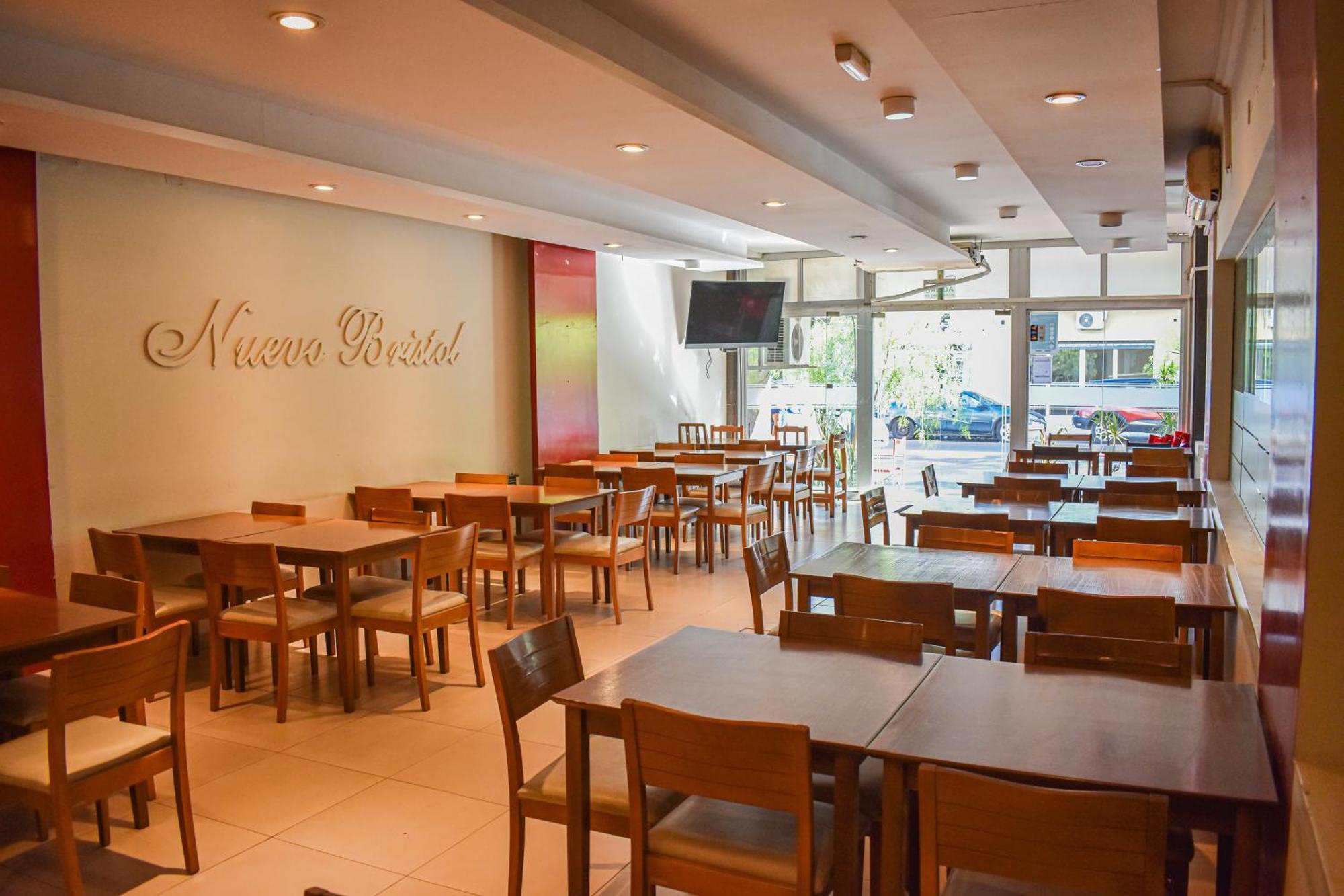 Nuevo Hotel Bristol ซานติอาโก เดล เอสเตโร ภายนอก รูปภาพ